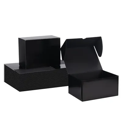 Poštové schránky s logom spoločnosti